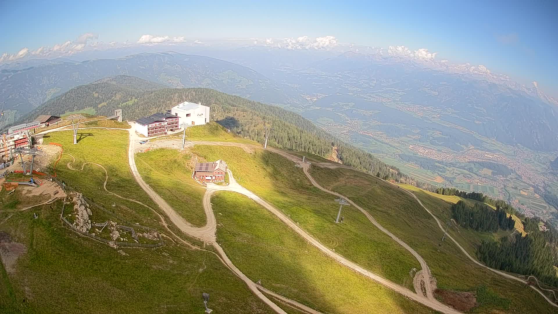 Skigebiet Kronplatz Gipfel | Blick auf Bruneck