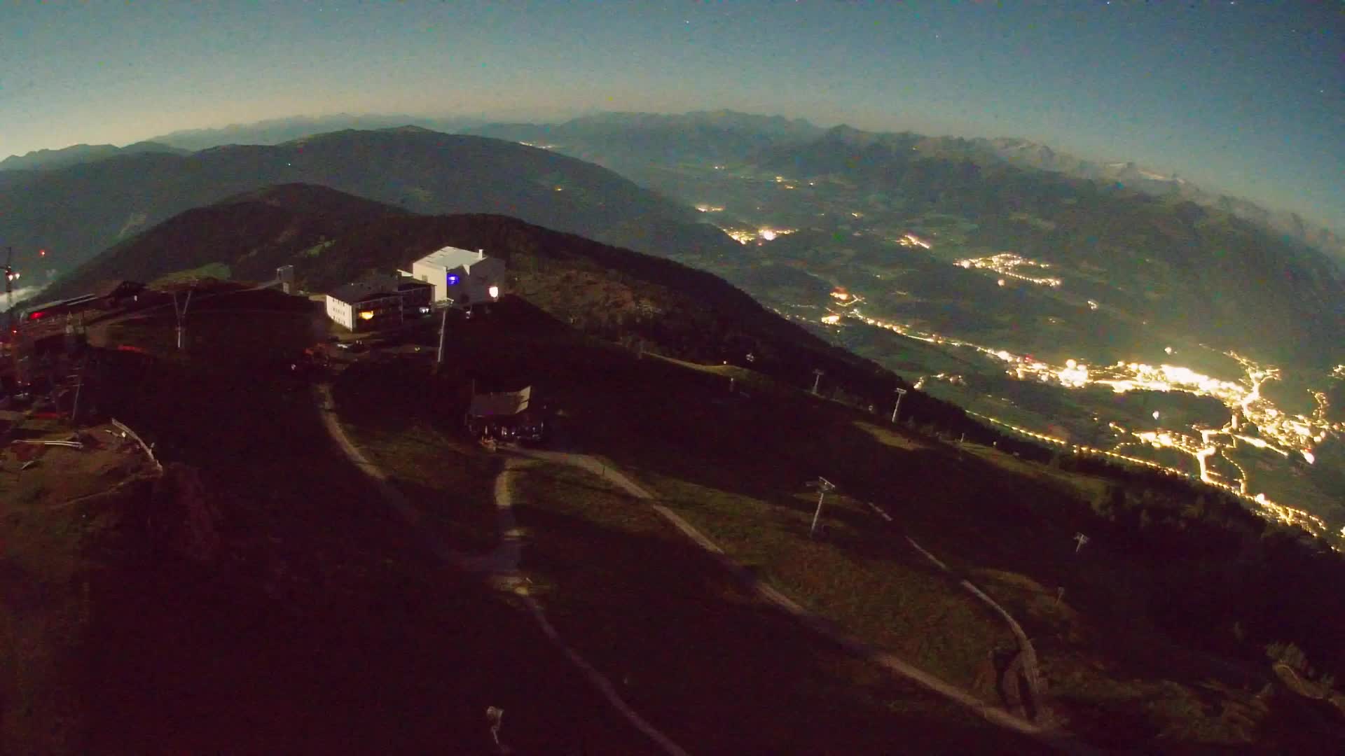 Stazione sciistica di Plan de Corones | vista su Brunico