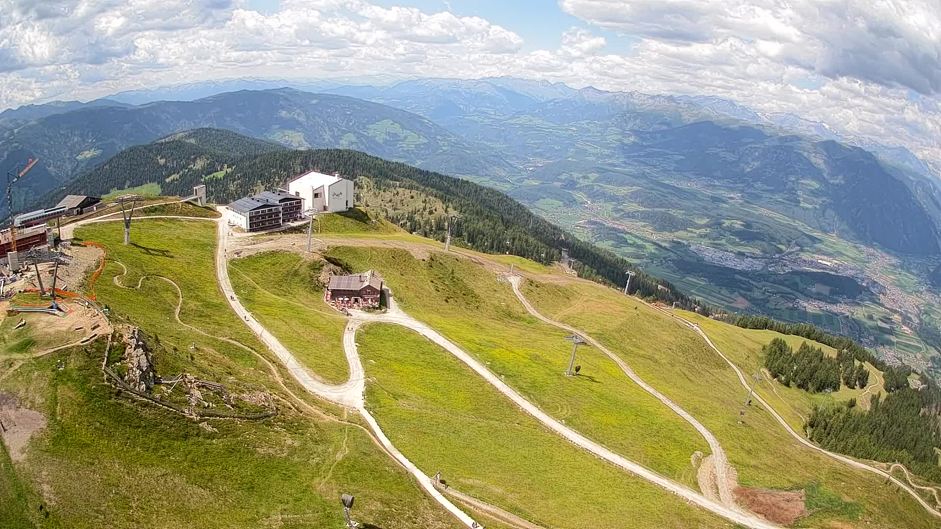 Stazione sciistica di Plan de Corones | vista su Brunico