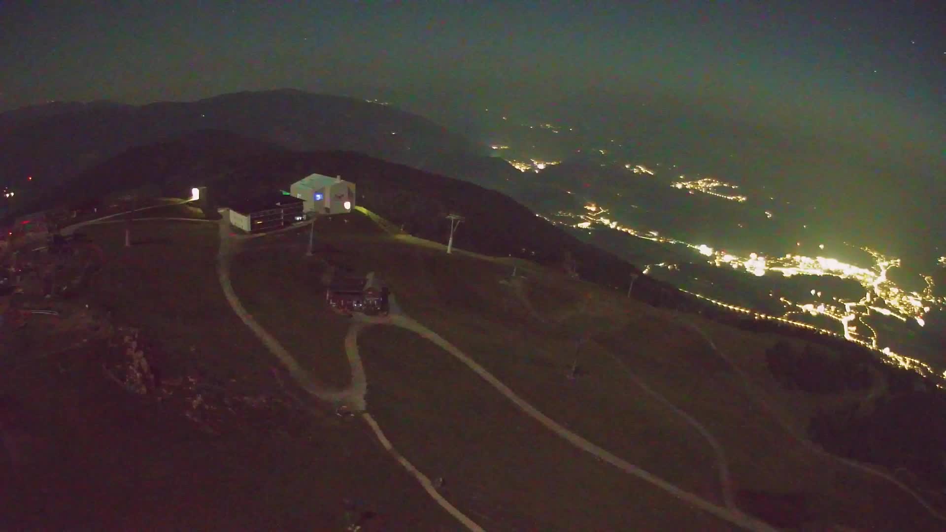 Stazione sciistica di Plan de Corones | vista su Brunico