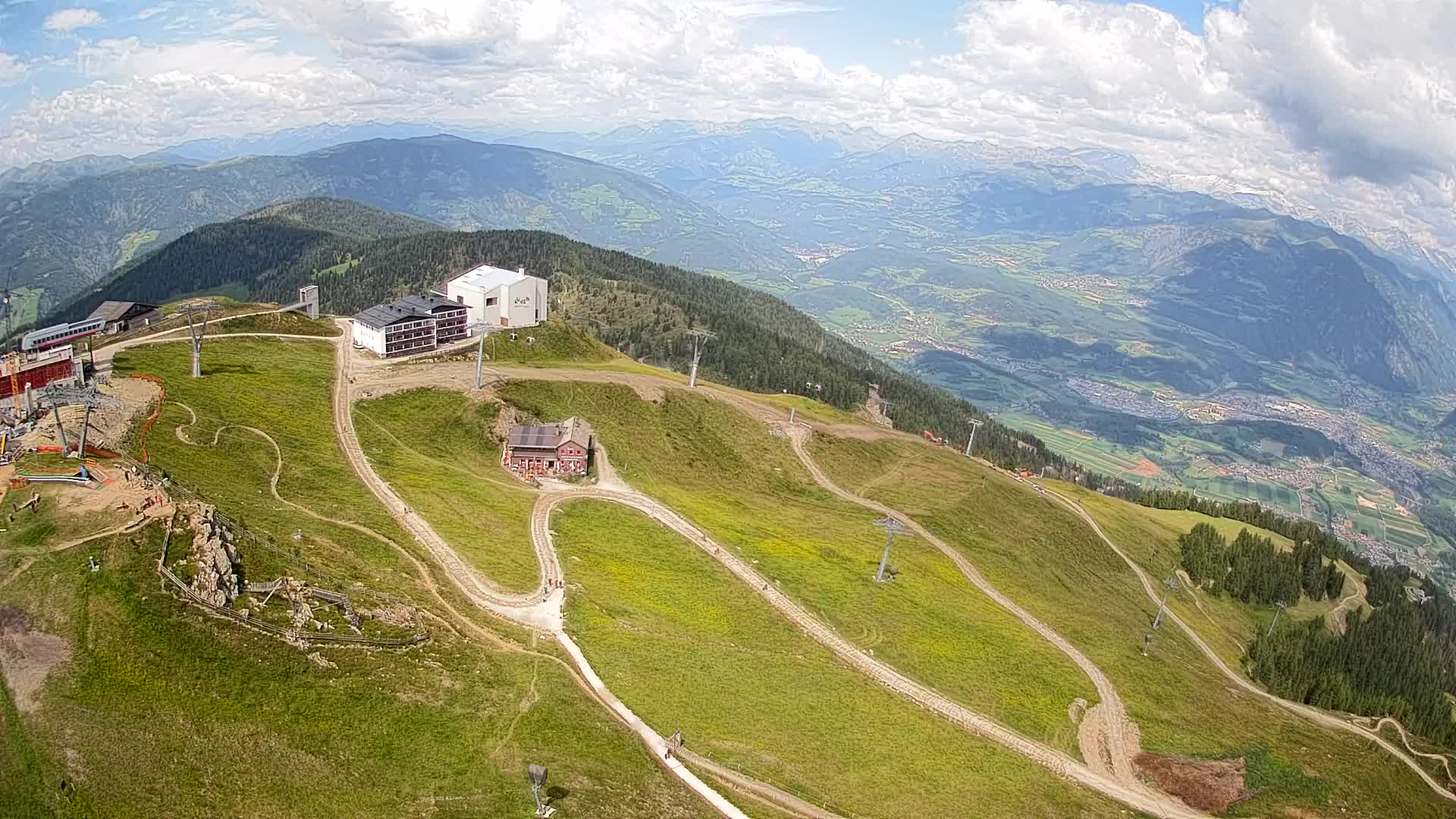 Stazione sciistica di Plan de Corones | vista su Brunico