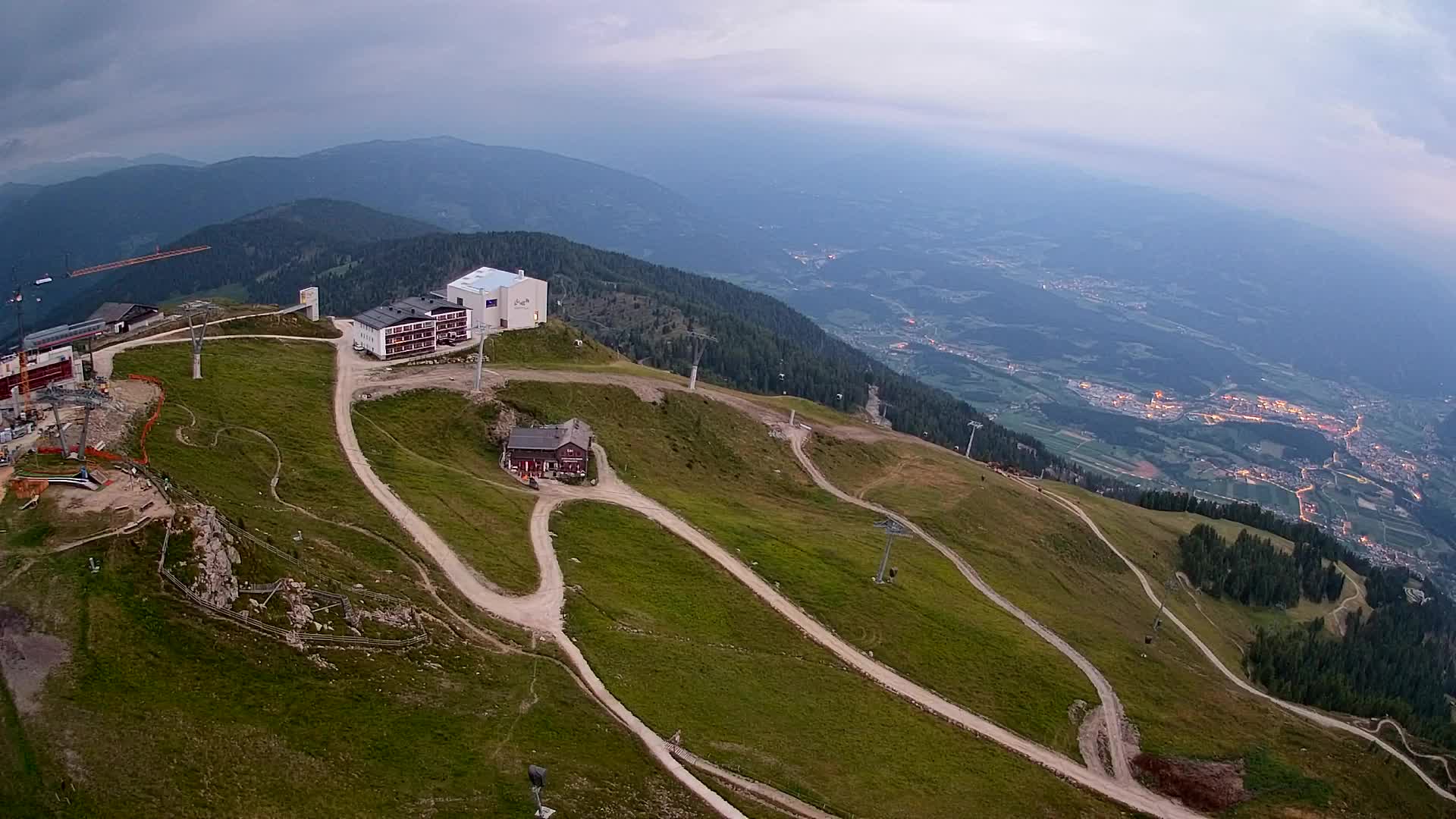 Smučišče Kronplatz – vrh | pogled na Bruneck