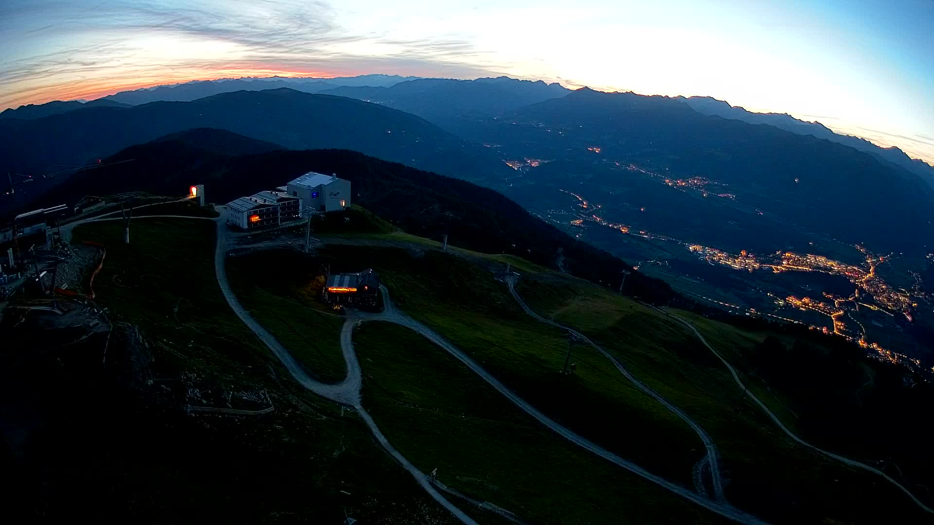 Skigebiet Kronplatz Gipfel | Blick auf Bruneck