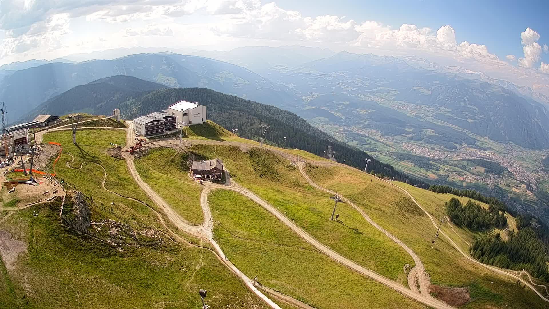 Skigebiet Kronplatz Gipfel | Blick auf Bruneck