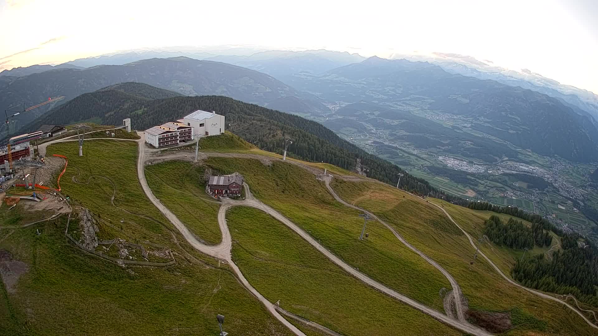 Station de ski Kronplatz sommet | vue sur Brunico
