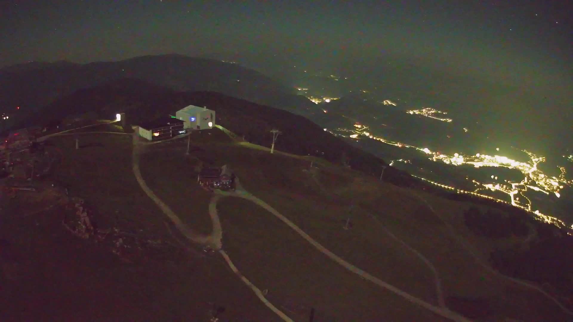 Kronplatz peak Ski resort | view to Bruneck