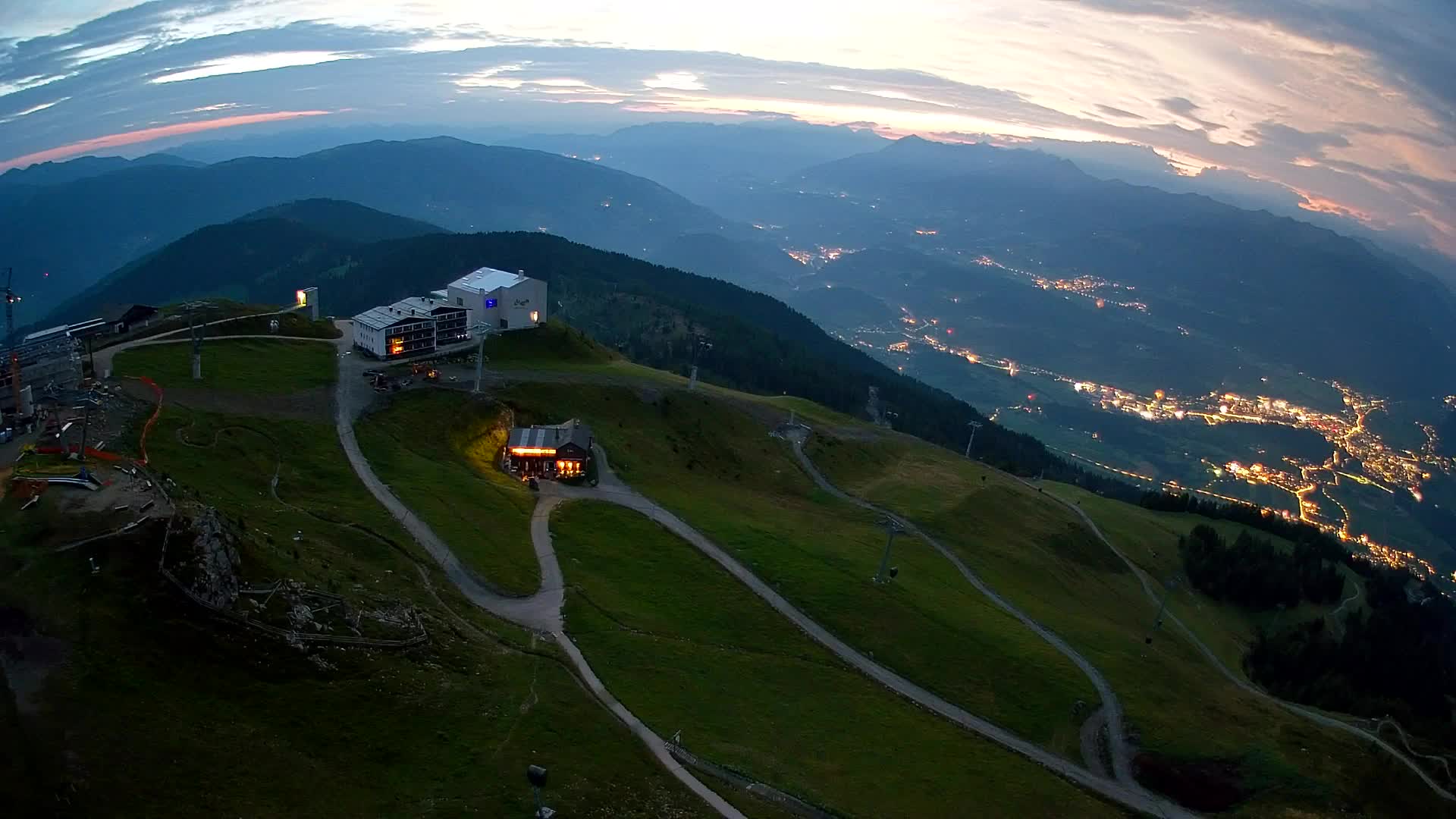 Stazione sciistica di Plan de Corones | vista su Brunico