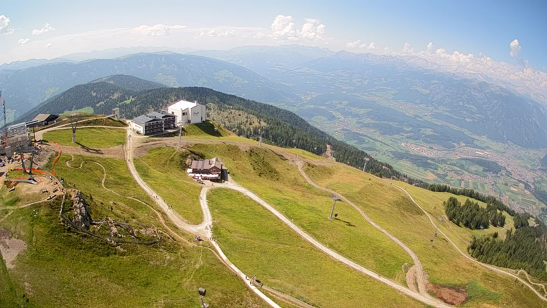 Stazione sciistica di Plan de Corones | vista su Brunico