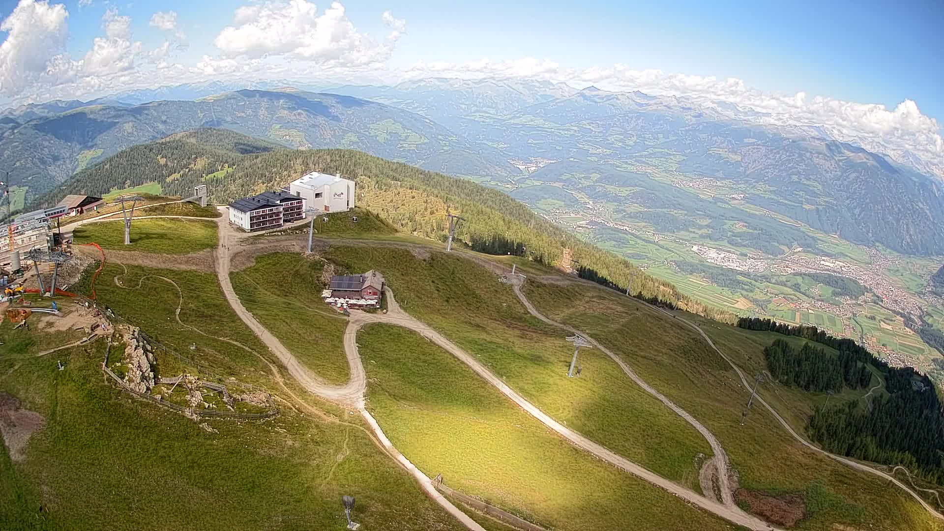 Stazione sciistica di Plan de Corones | vista su Brunico