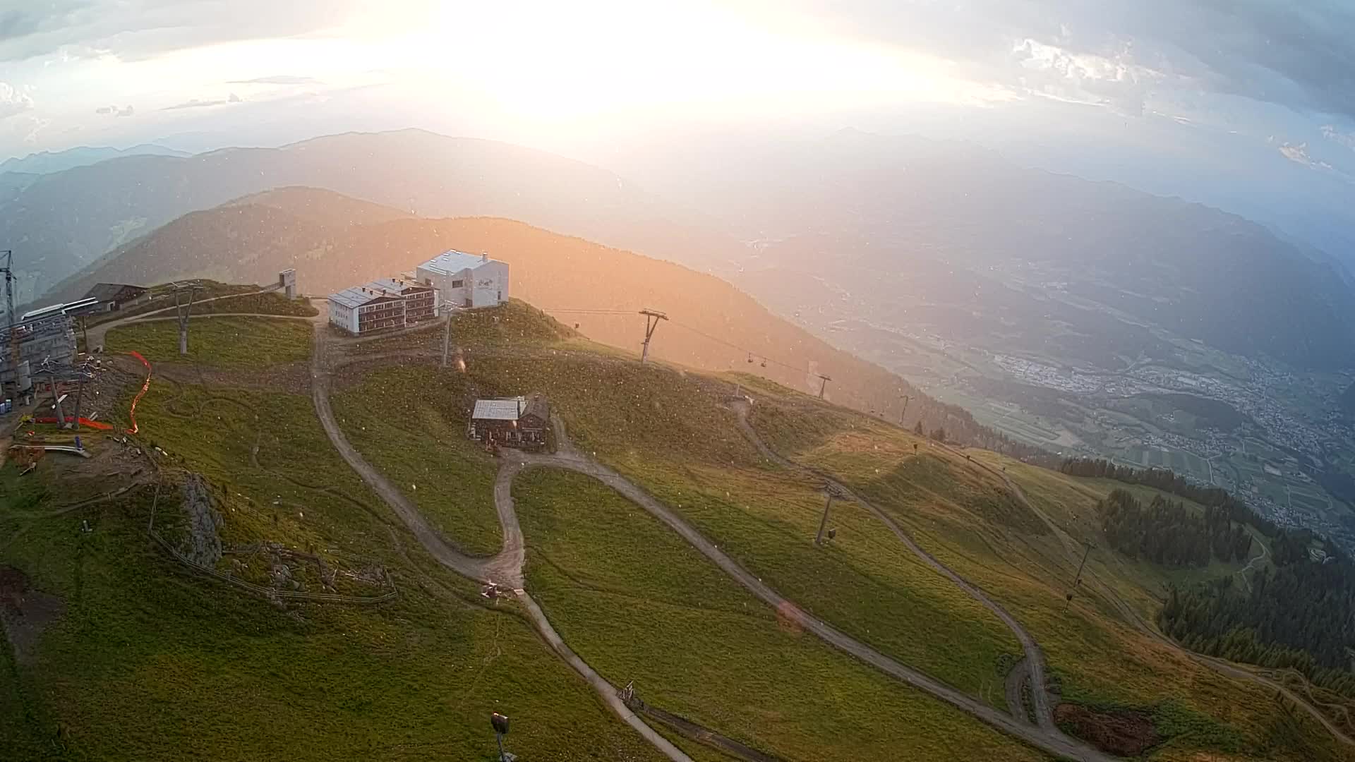 Skigebiet Kronplatz Gipfel | Blick auf Bruneck