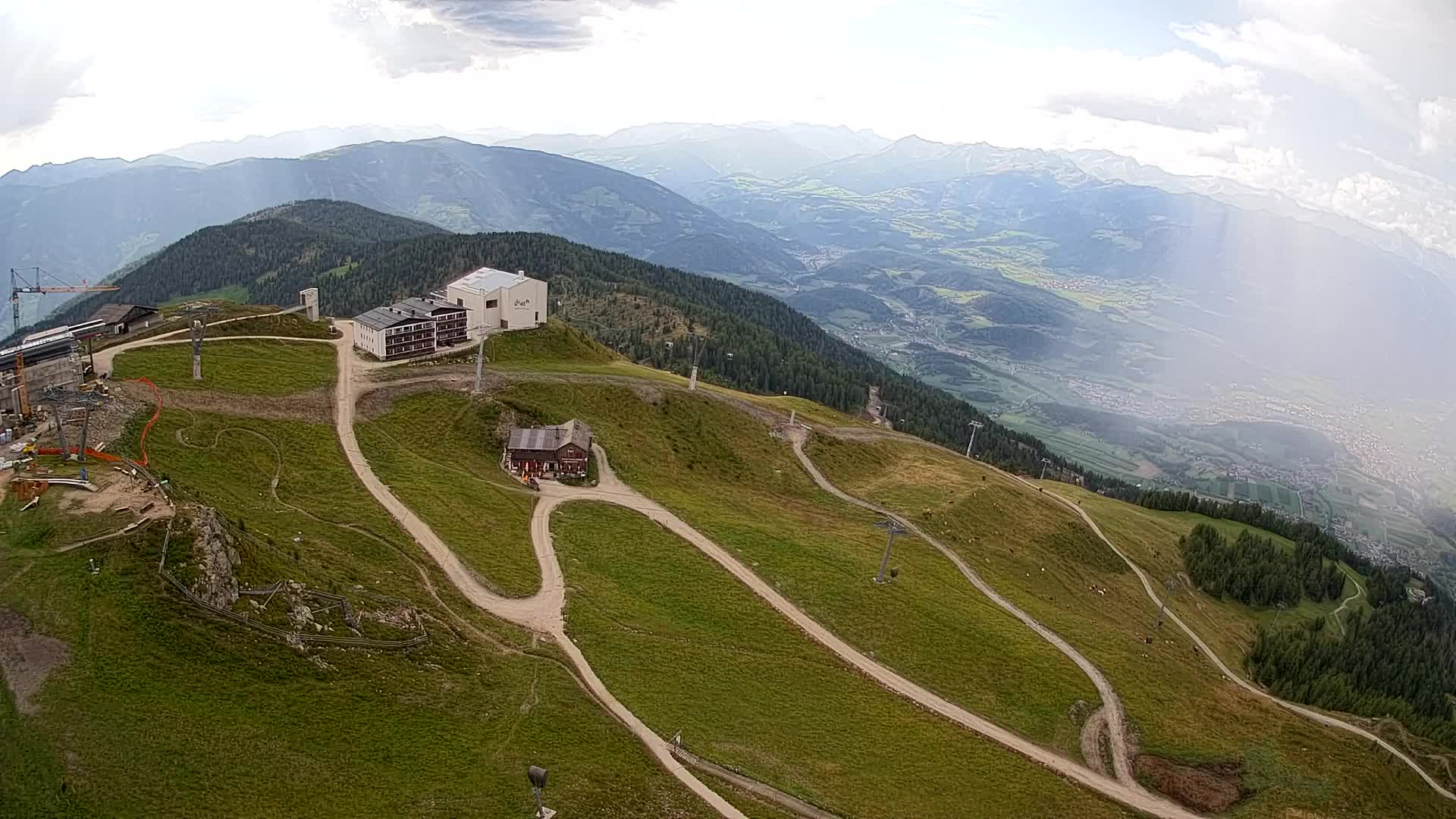 Skigebiet Kronplatz Gipfel | Blick auf Bruneck