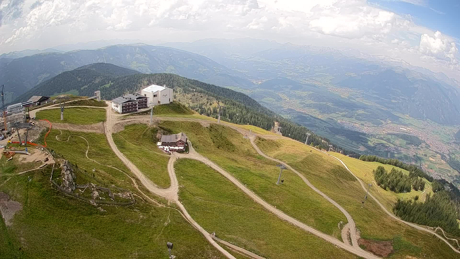 Stazione sciistica di Plan de Corones | vista su Brunico