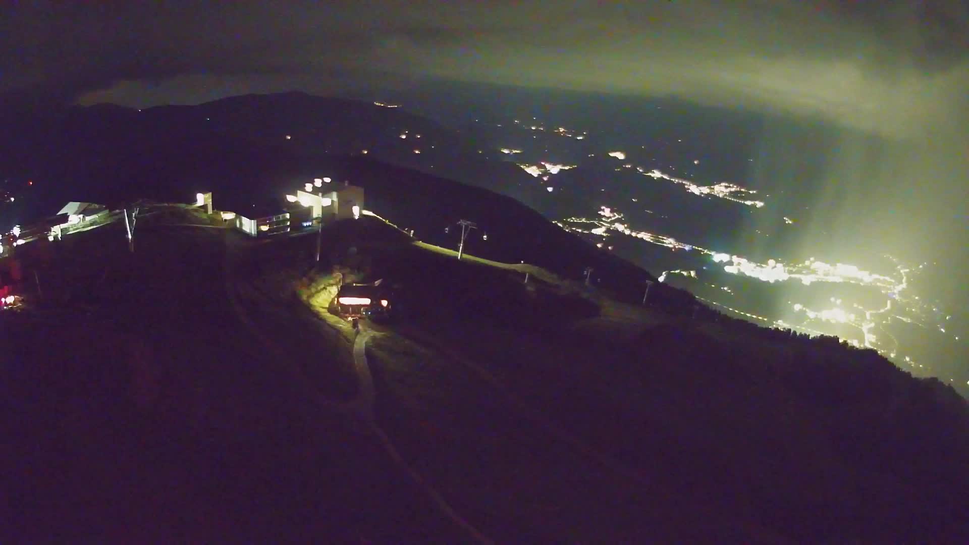 Skigebiet Kronplatz Gipfel | Blick auf Bruneck