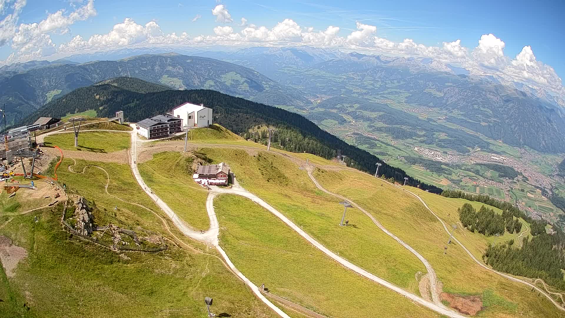 Stazione sciistica di Plan de Corones | vista su Brunico