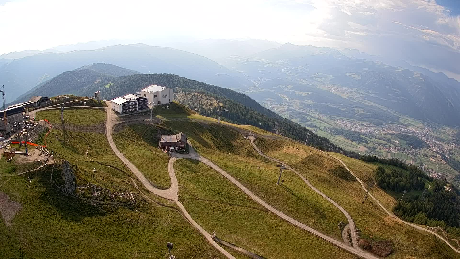 Skigebiet Kronplatz Gipfel | Blick auf Bruneck