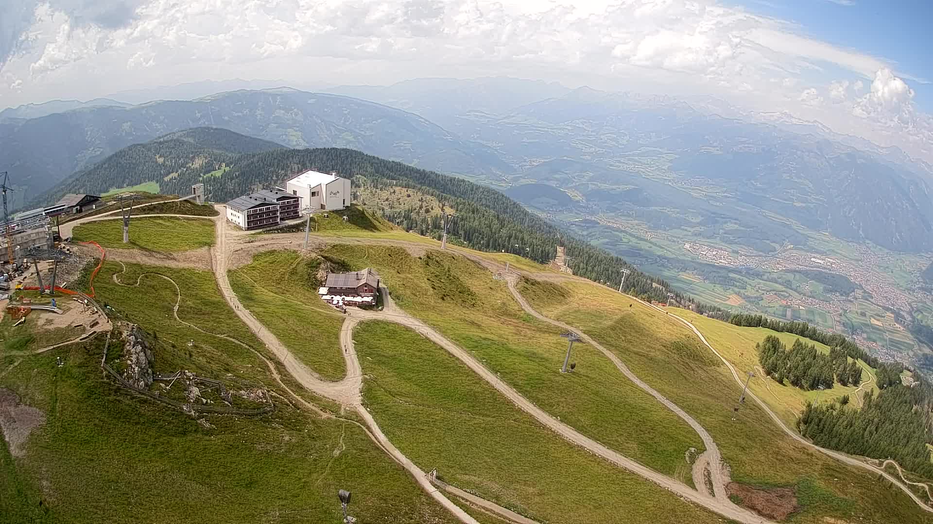 Stazione sciistica di Plan de Corones | vista su Brunico