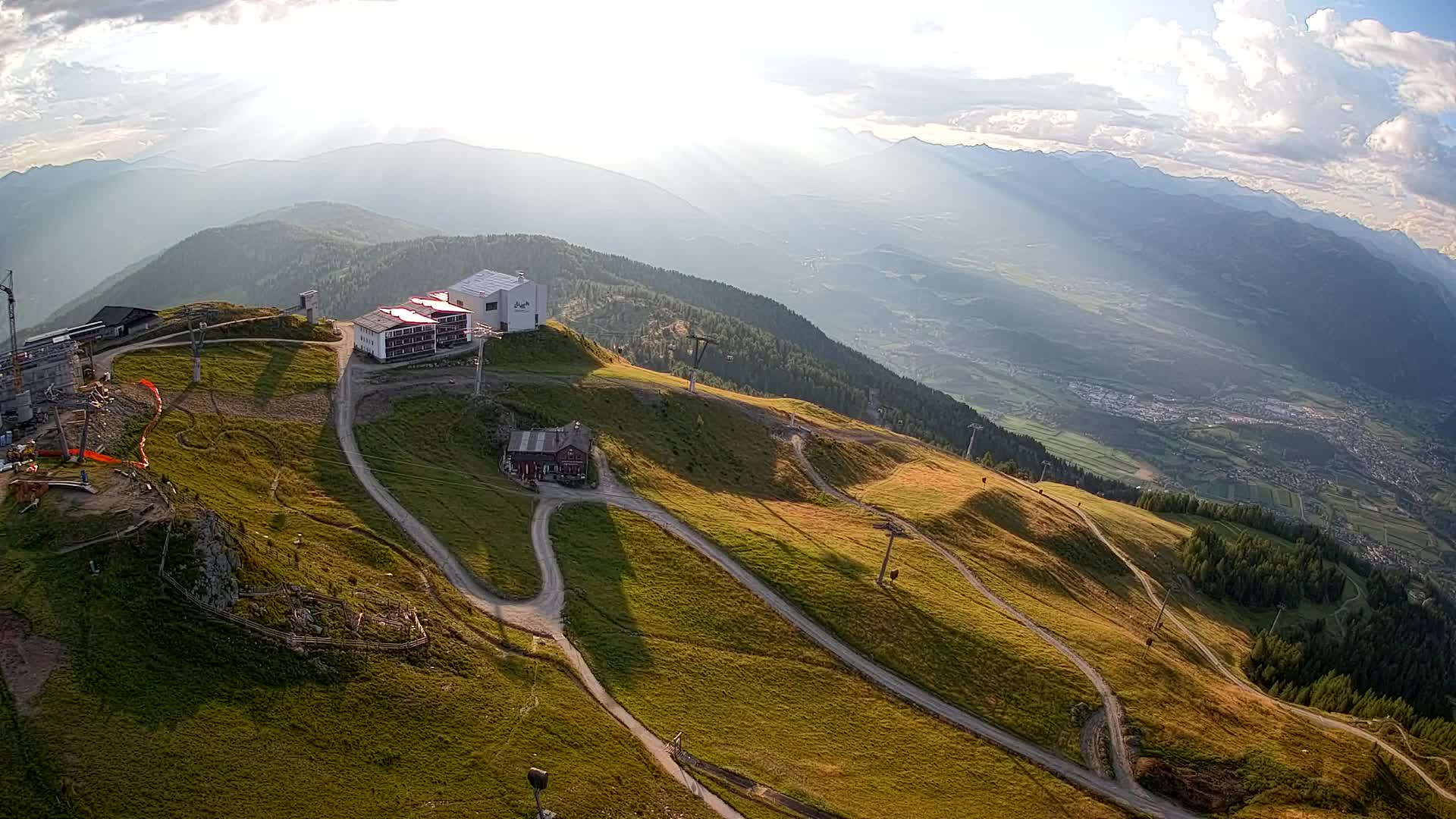 Stazione sciistica di Plan de Corones | vista su Brunico
