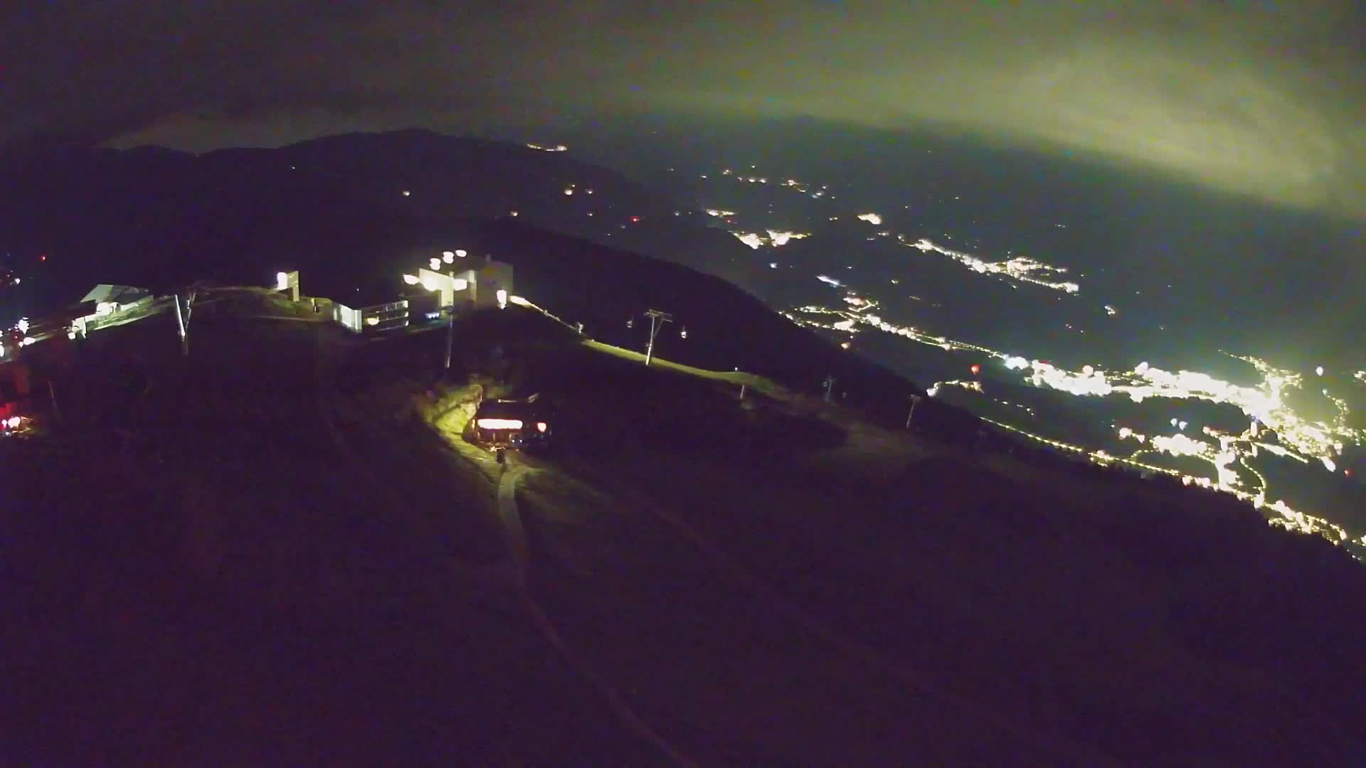 Kronplatz peak Ski resort | view to Bruneck