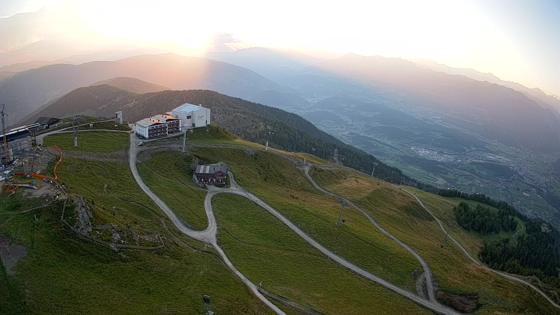 Stazione sciistica di Plan de Corones | vista su Brunico