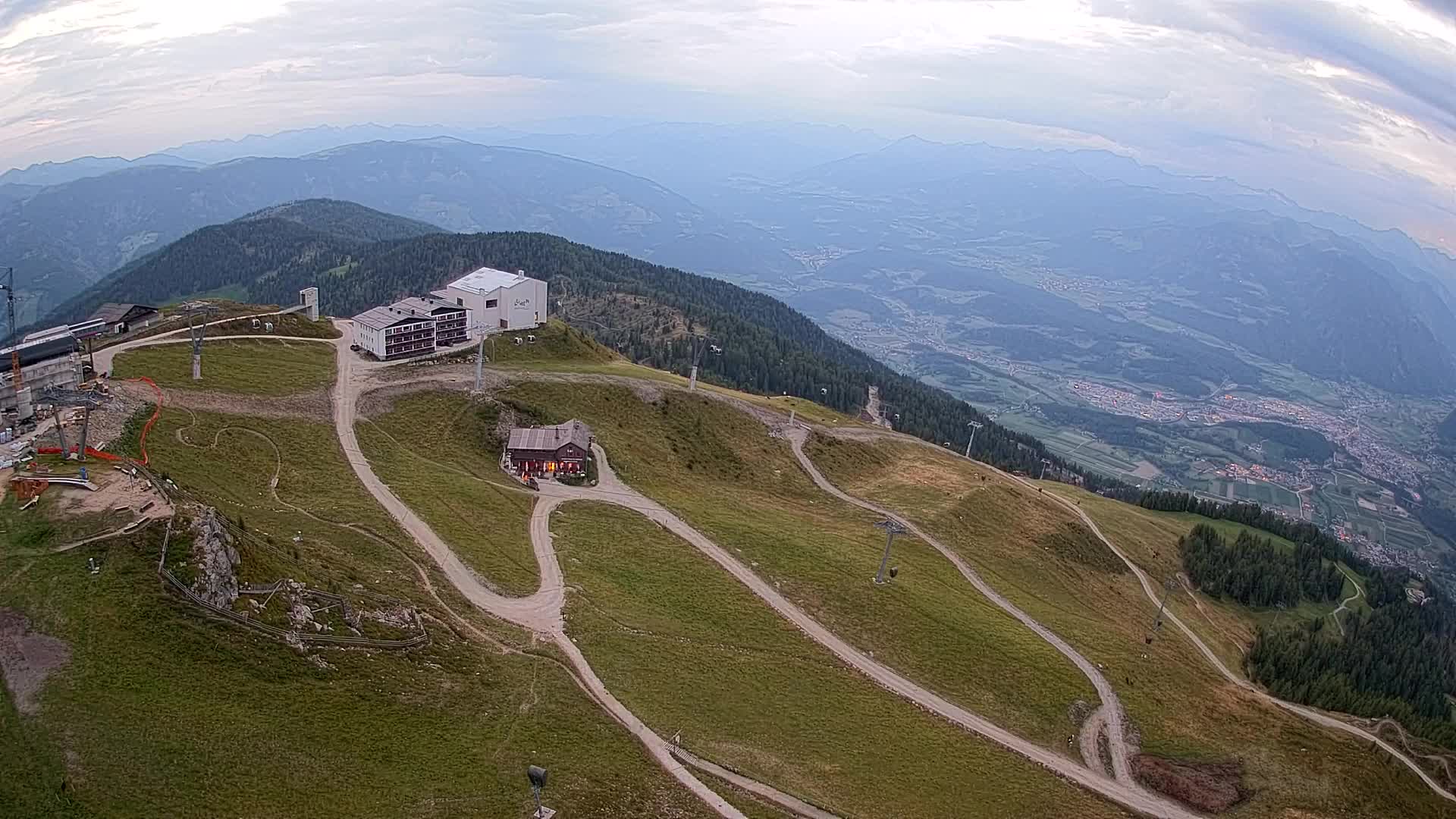 Smučišče Kronplatz – vrh | pogled na Bruneck