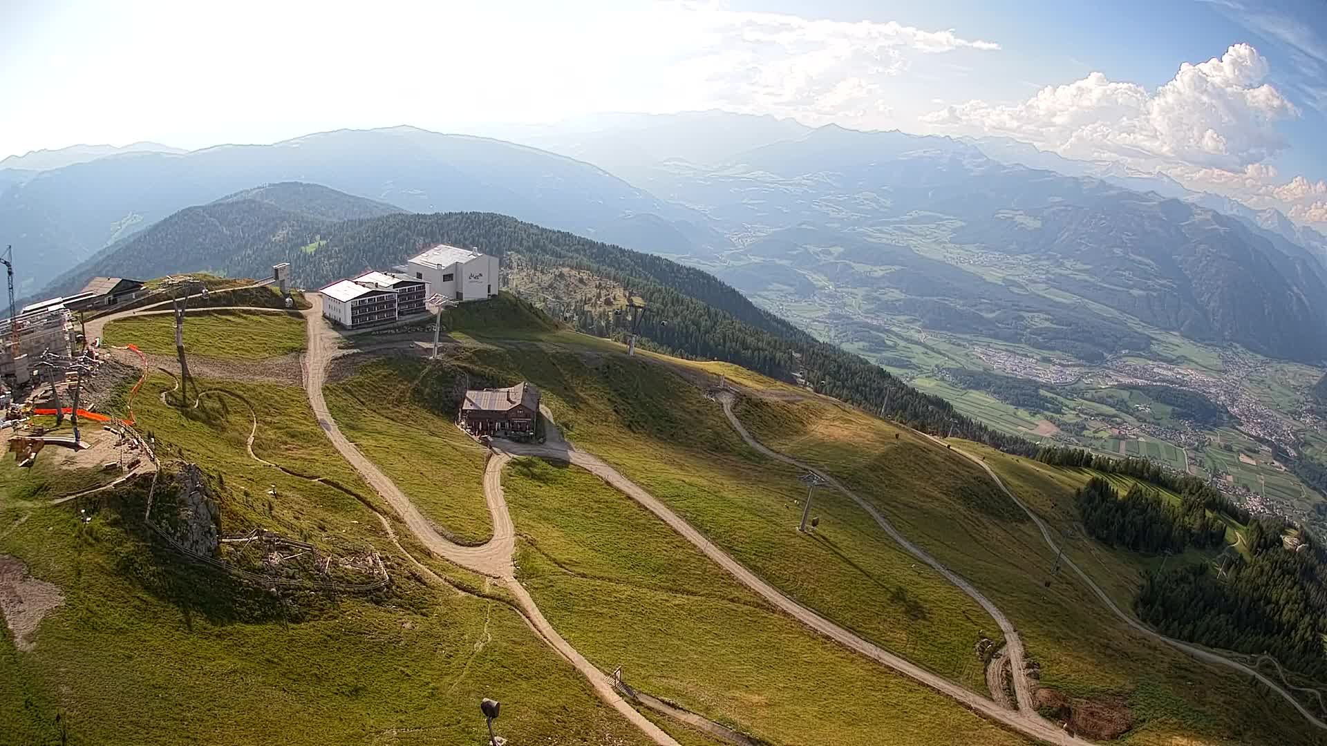 Skigebiet Kronplatz Gipfel | Blick auf Bruneck