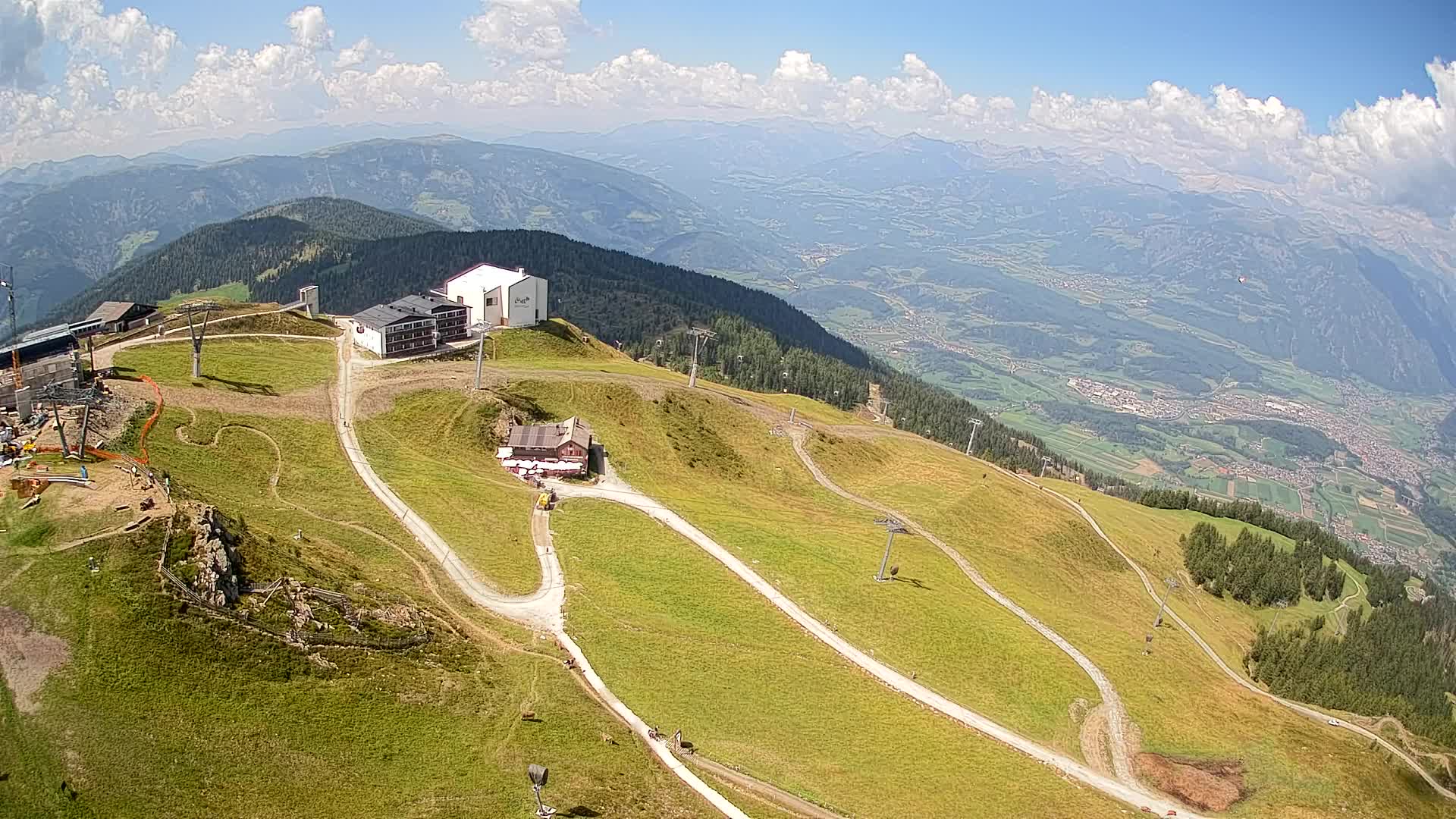 Stazione sciistica di Plan de Corones | vista su Brunico