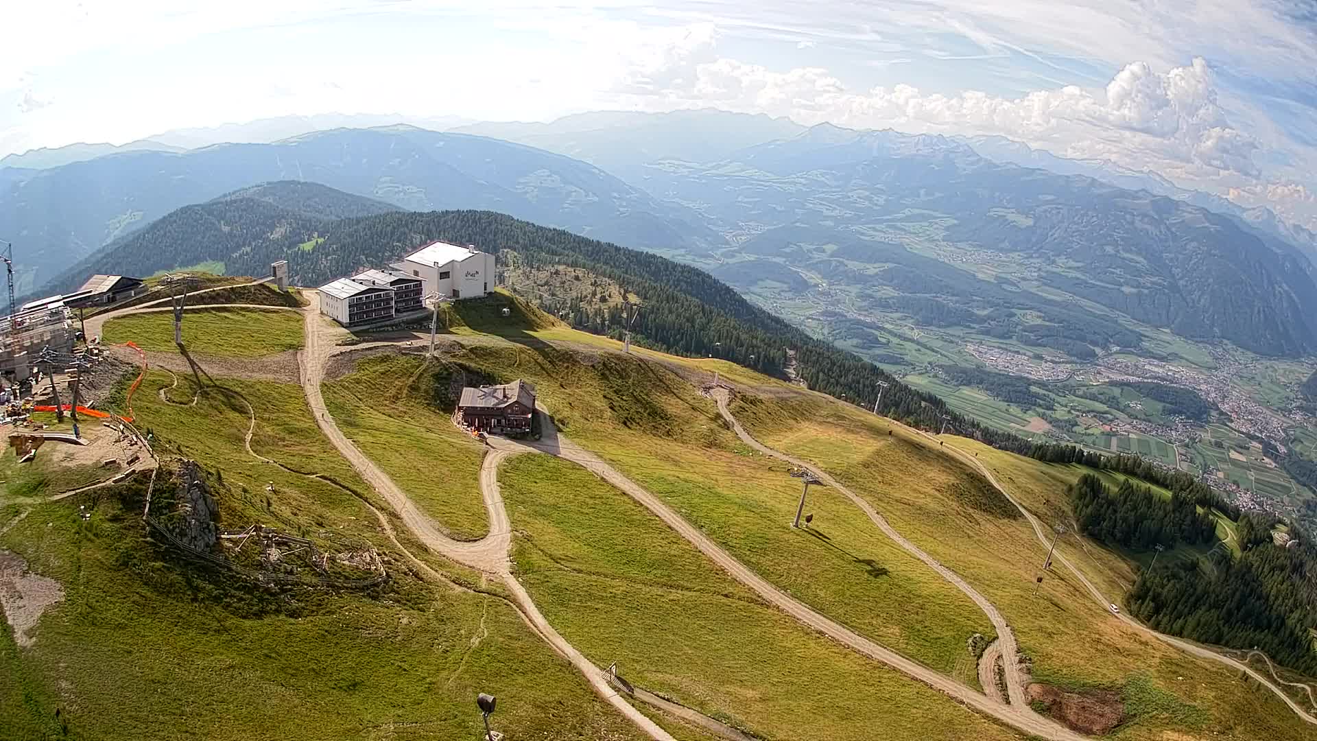 Stazione sciistica di Plan de Corones | vista su Brunico