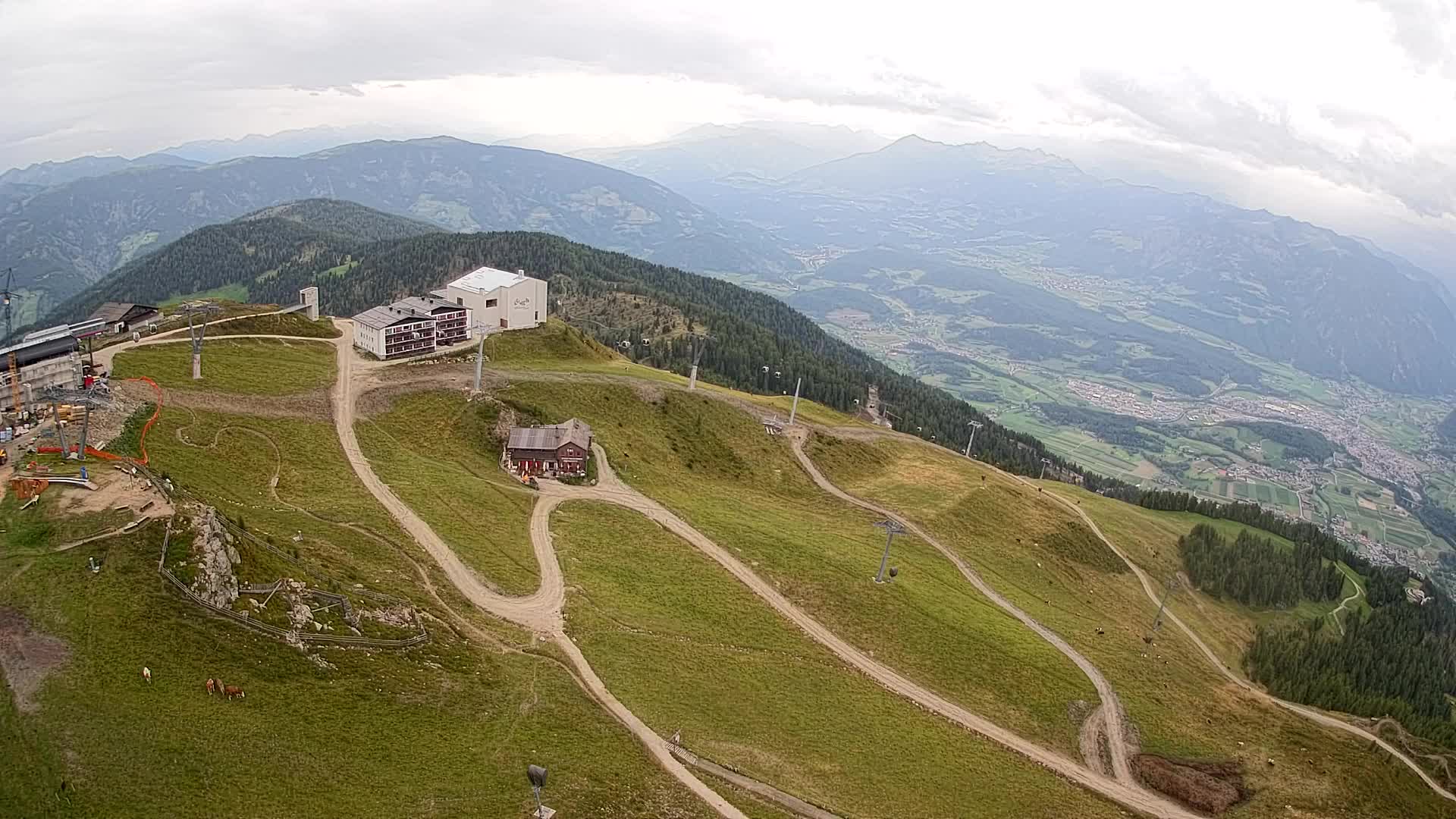 Skigebiet Kronplatz Gipfel | Blick auf Bruneck