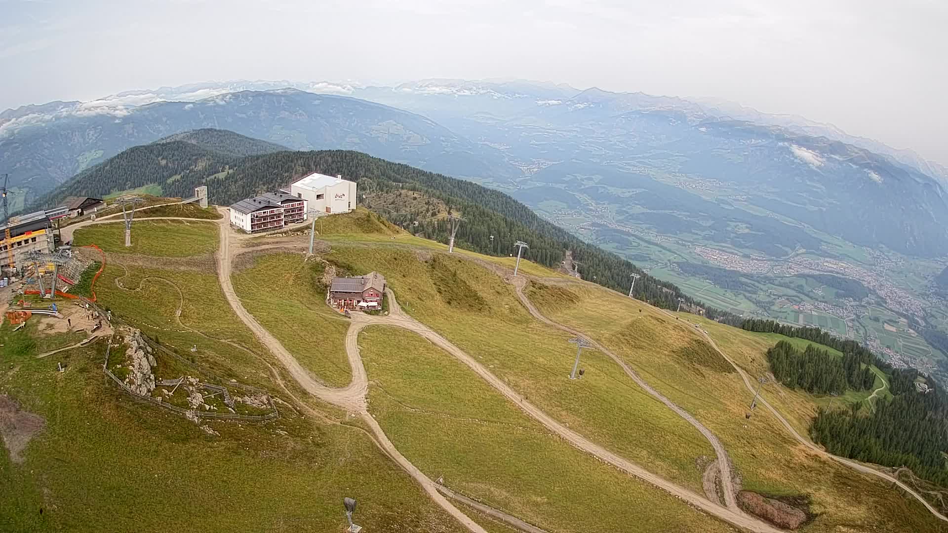 Station de ski Kronplatz sommet | vue sur Brunico