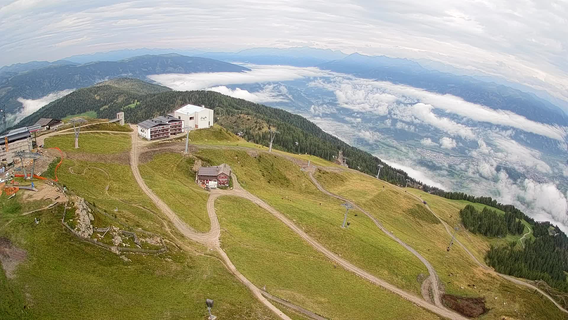 Station de ski Kronplatz sommet | vue sur Brunico