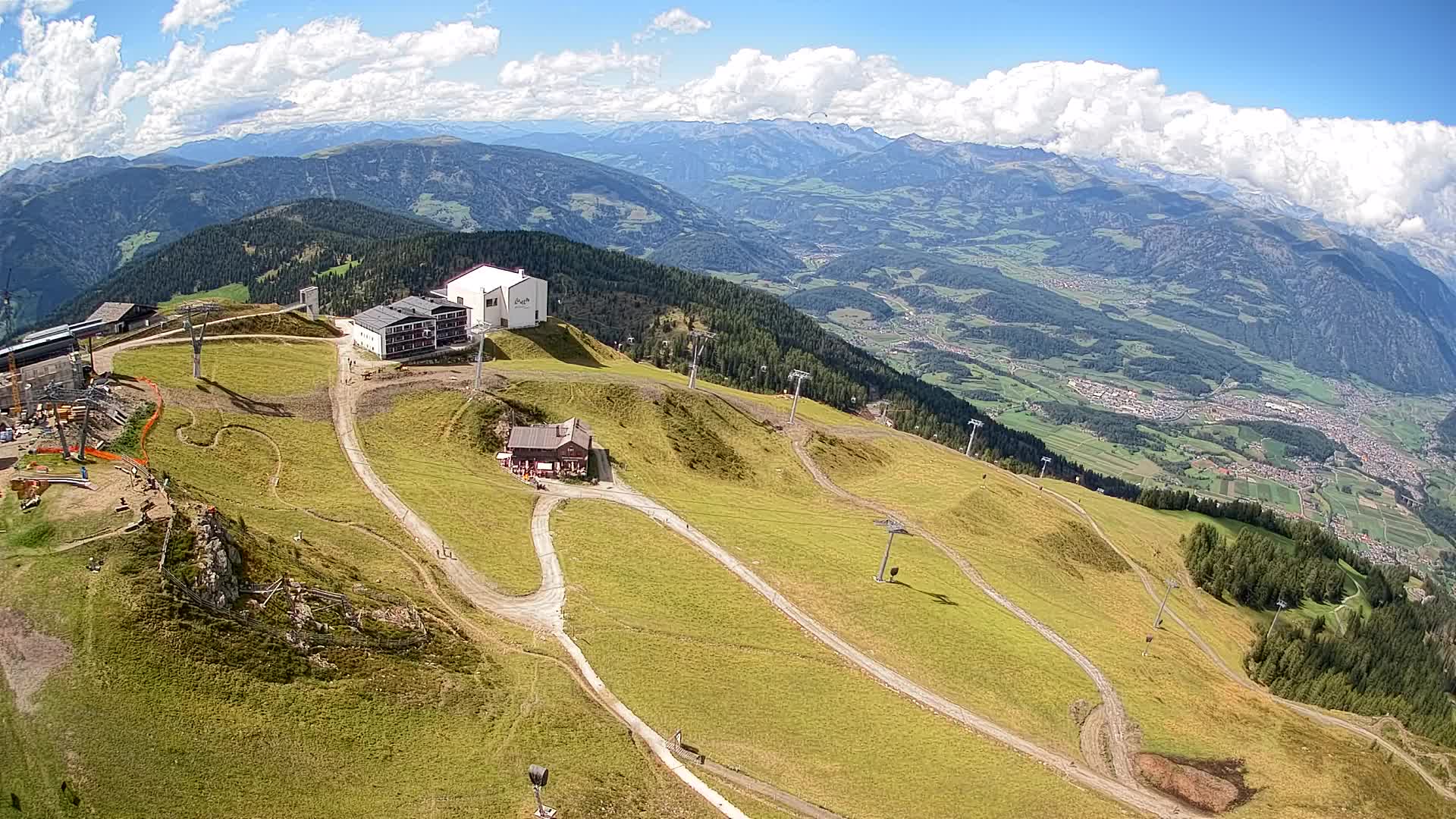 Skigebiet Kronplatz Gipfel | Blick auf Bruneck