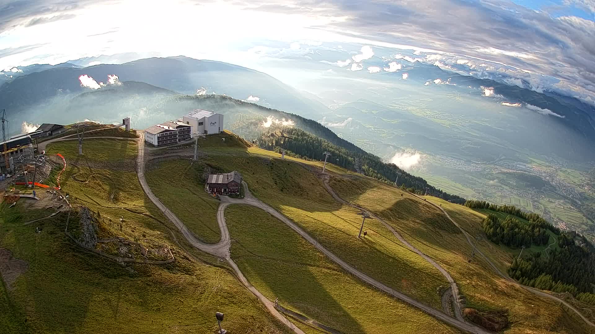 Skigebiet Kronplatz Gipfel | Blick auf Bruneck