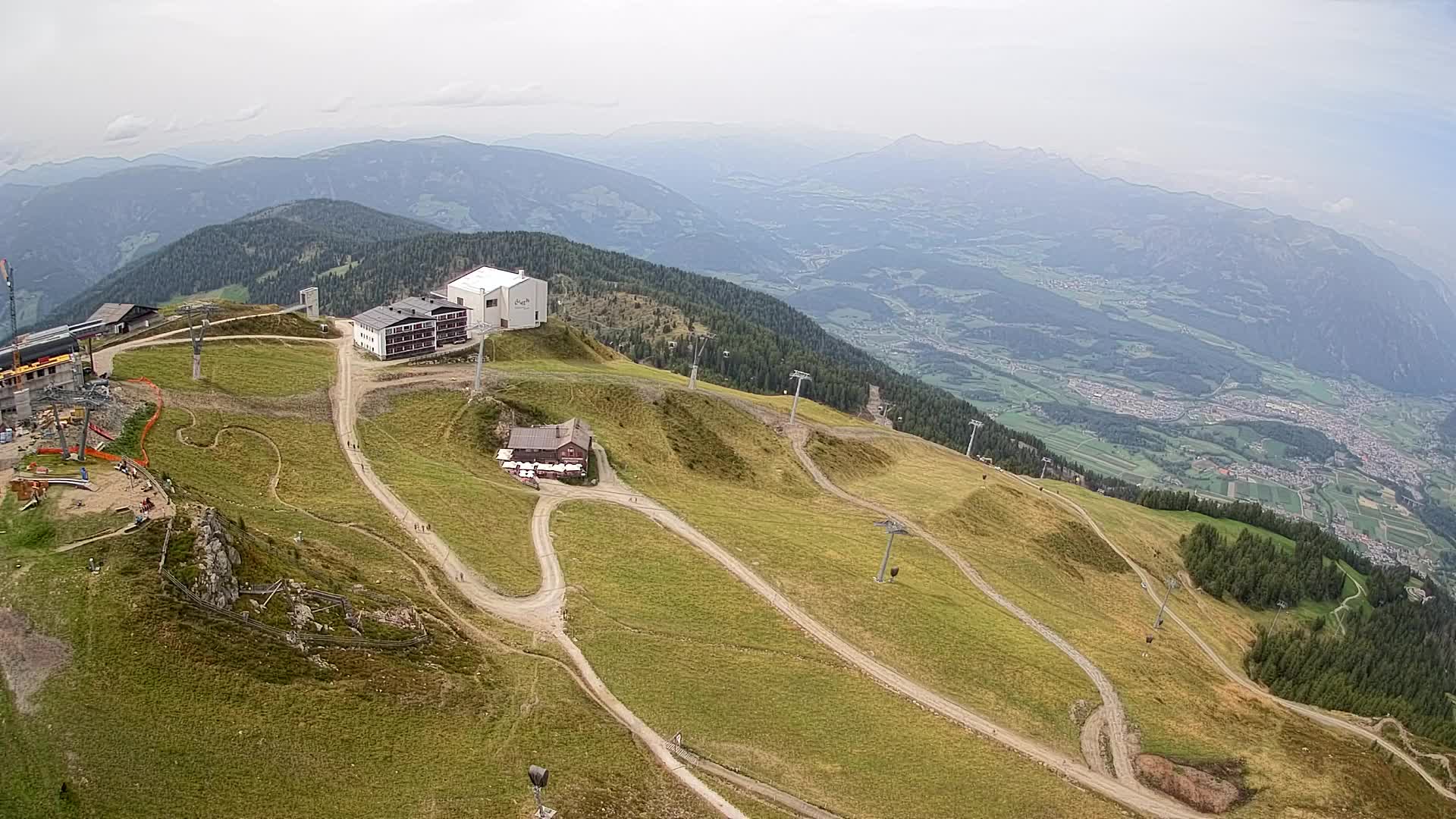 Station de ski Kronplatz sommet | vue sur Brunico