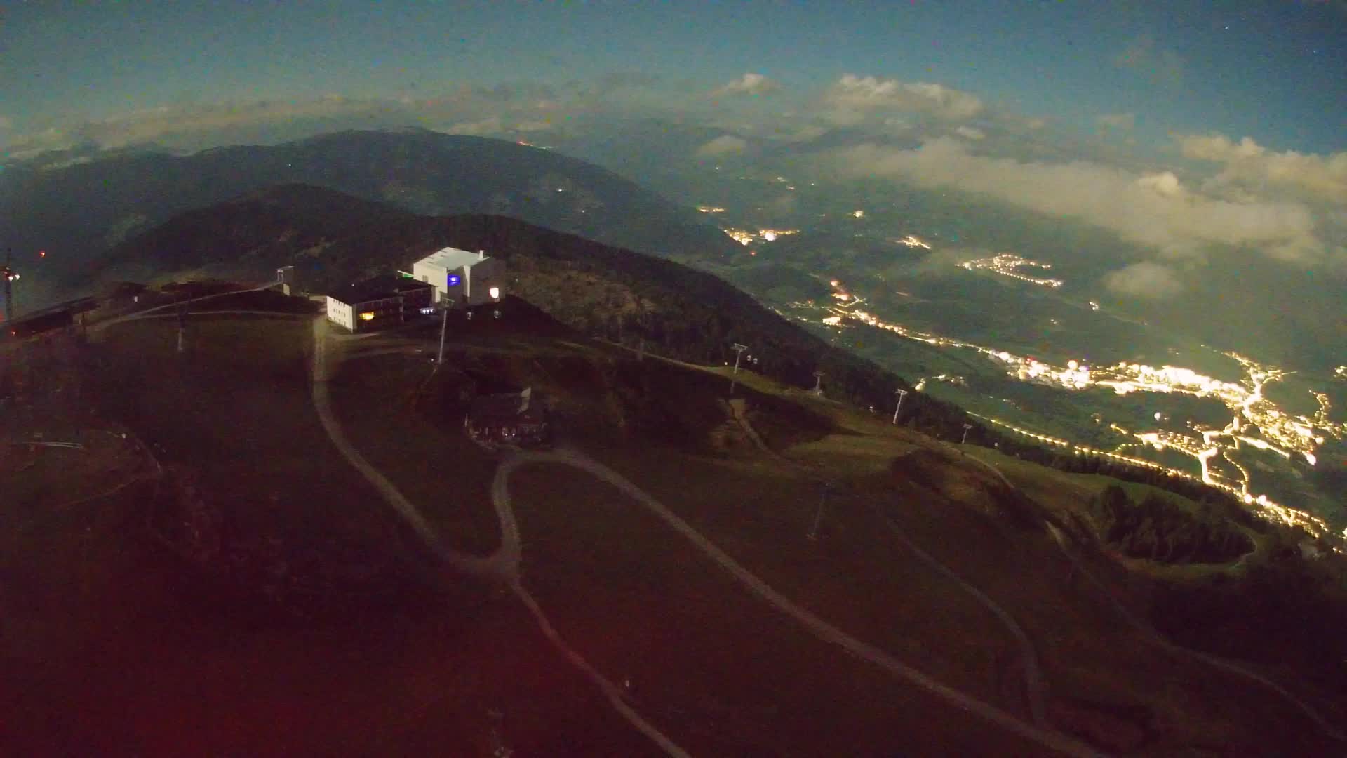 Station de ski Kronplatz sommet | vue sur Brunico