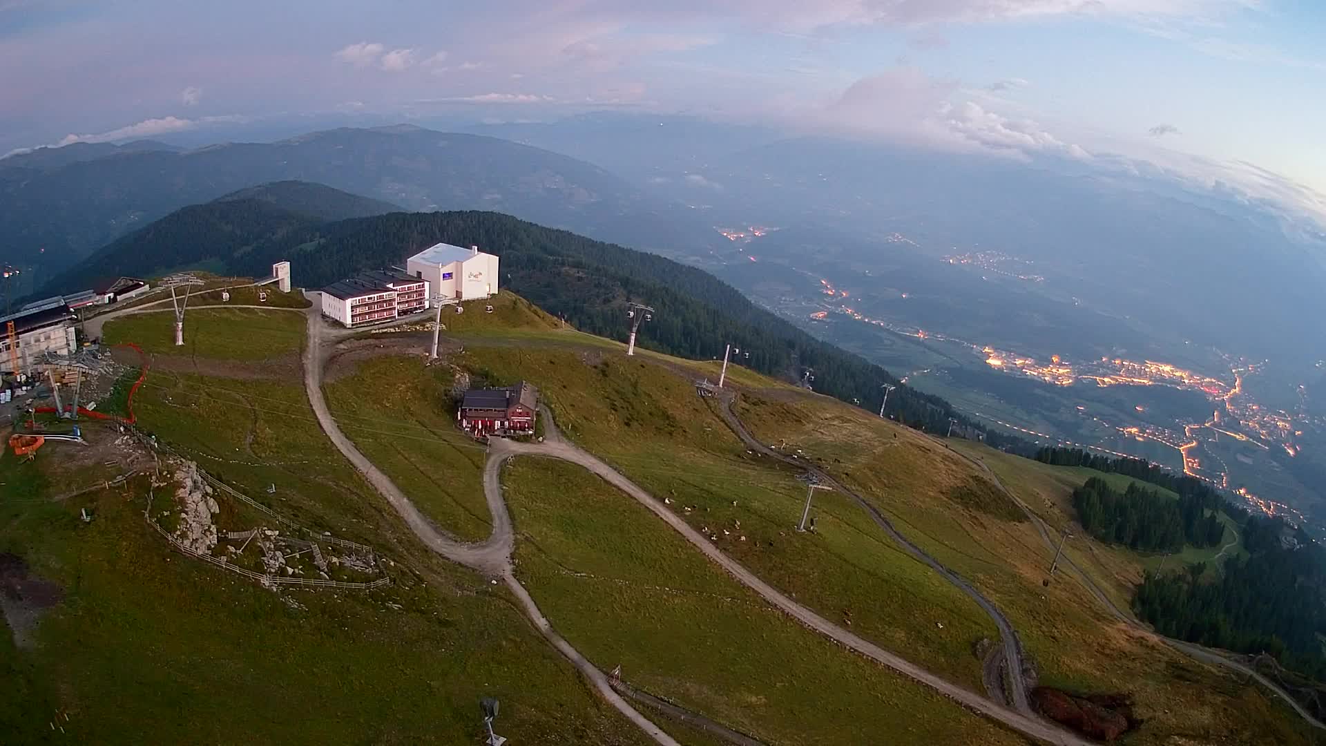 Station de ski Kronplatz sommet | vue sur Brunico