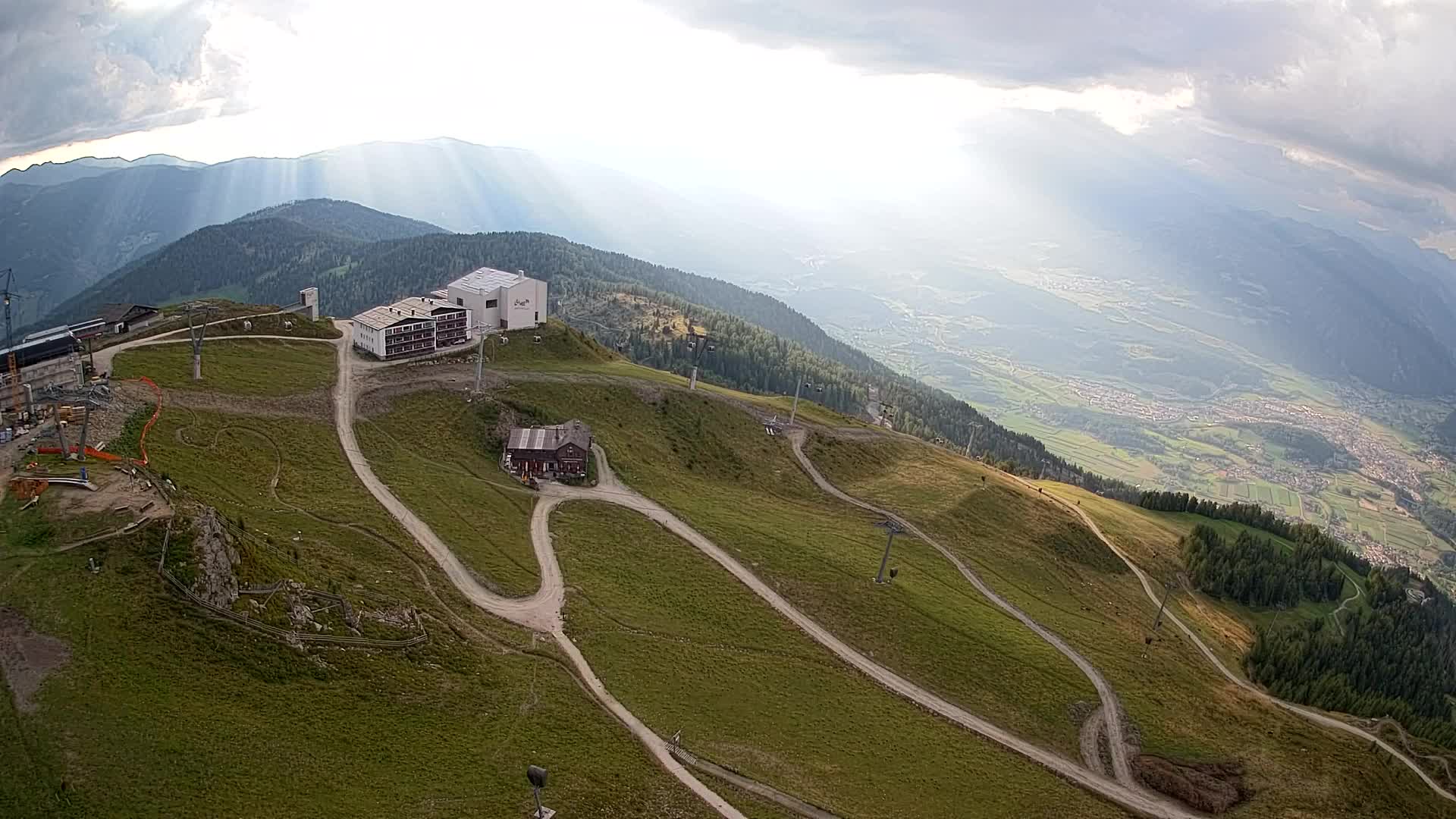 Smučišče Kronplatz – vrh | pogled na Bruneck
