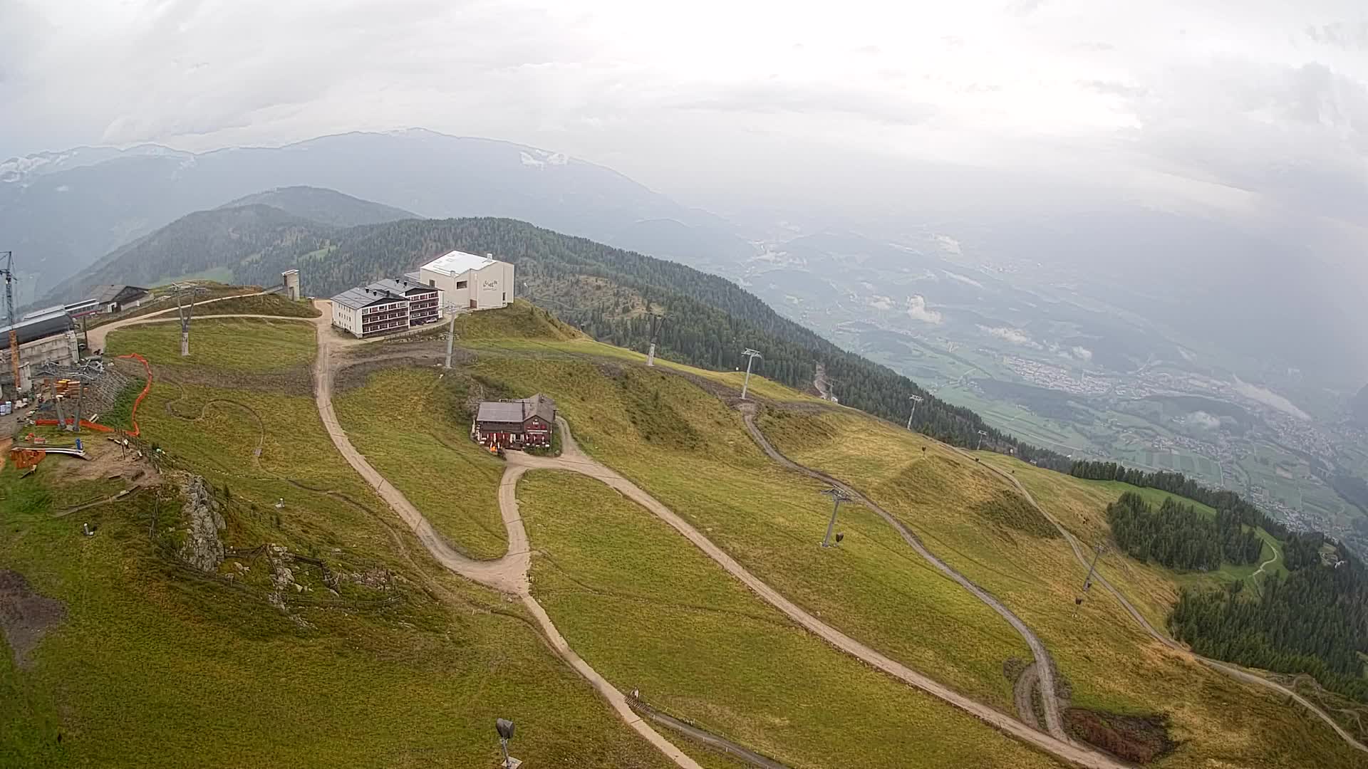 Skigebiet Kronplatz Gipfel | Blick auf Bruneck