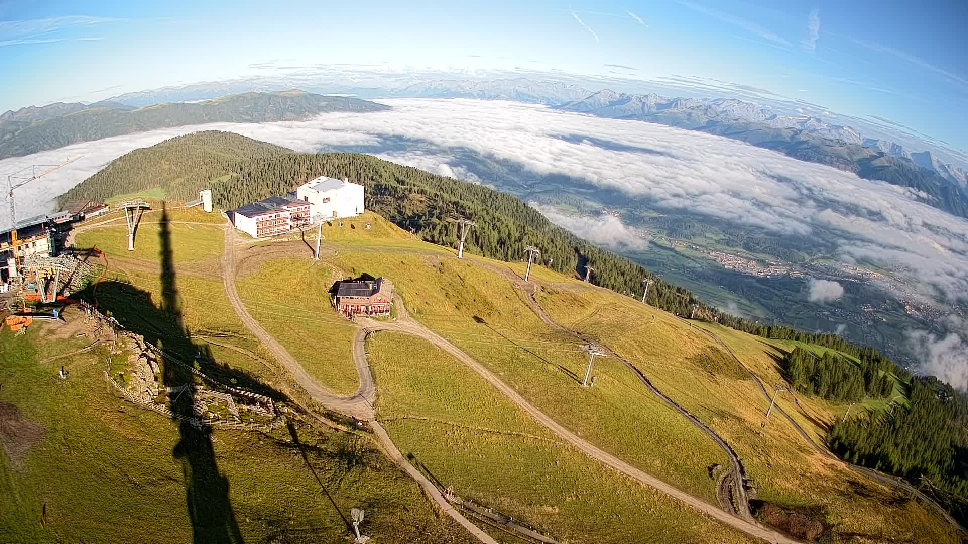 Cima estación de esquí Kronplatz | vista hacia Brunico