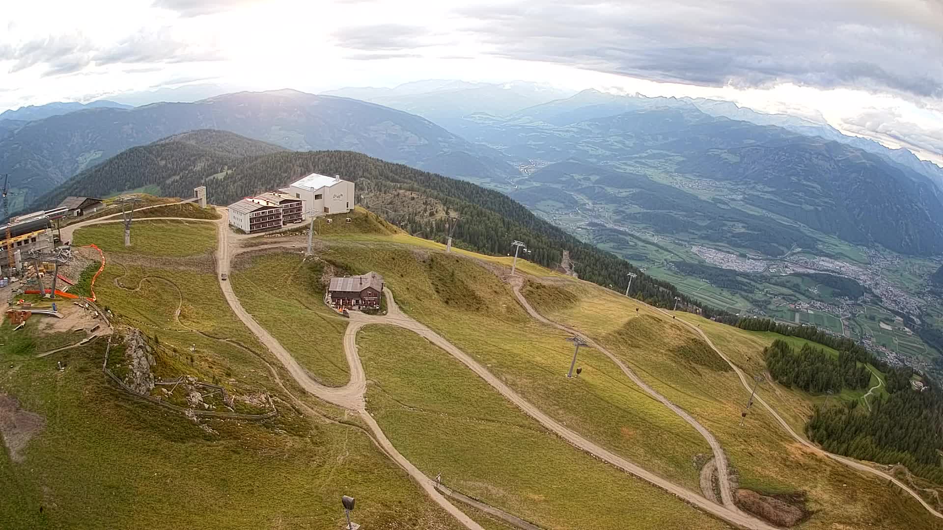 Smučišče Kronplatz – vrh | pogled na Bruneck