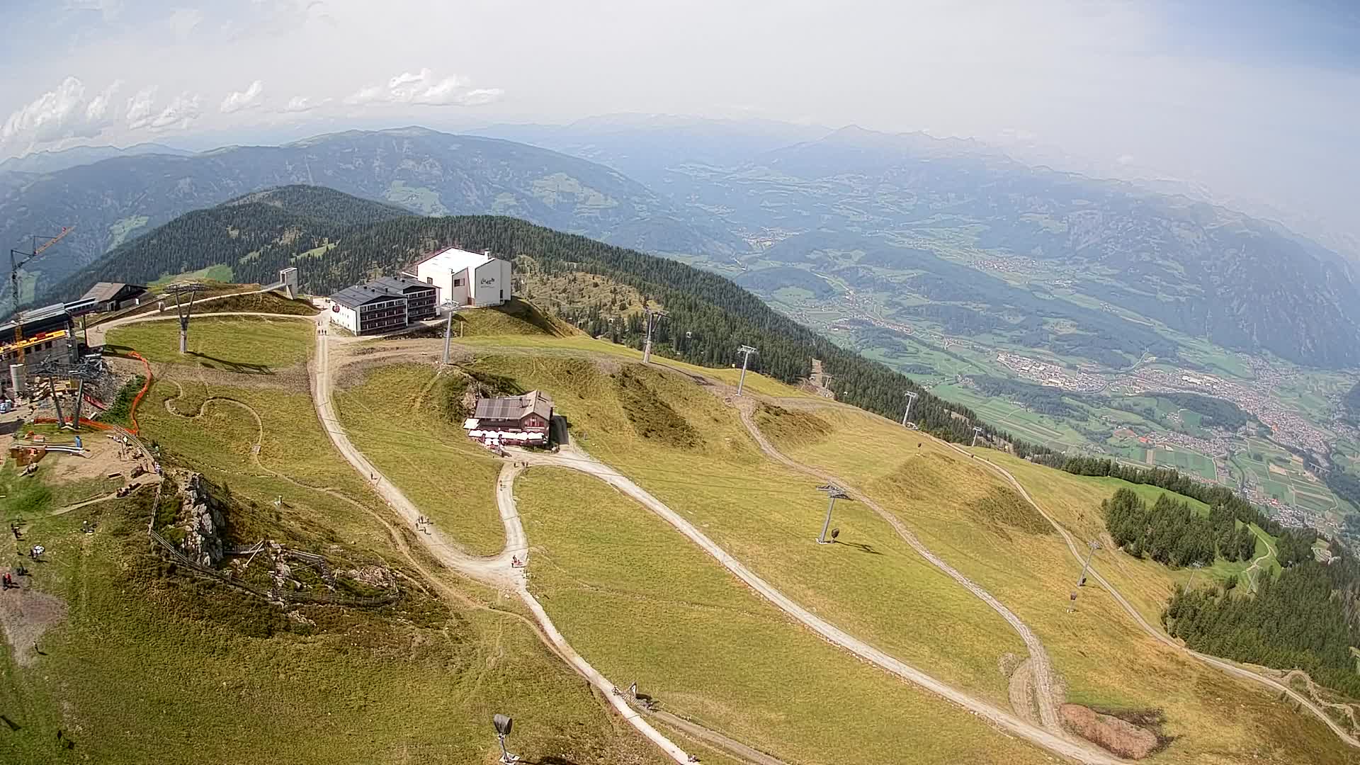Skigebiet Kronplatz Gipfel | Blick auf Bruneck