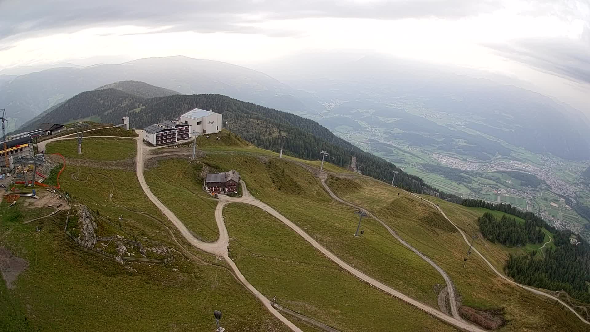 Smučišče Kronplatz – vrh | pogled na Bruneck