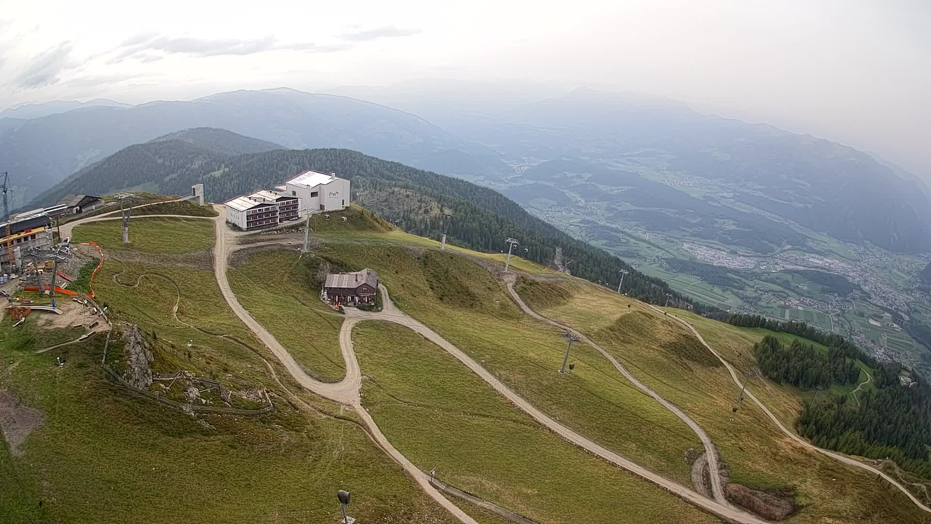 Stazione sciistica di Plan de Corones | vista su Brunico