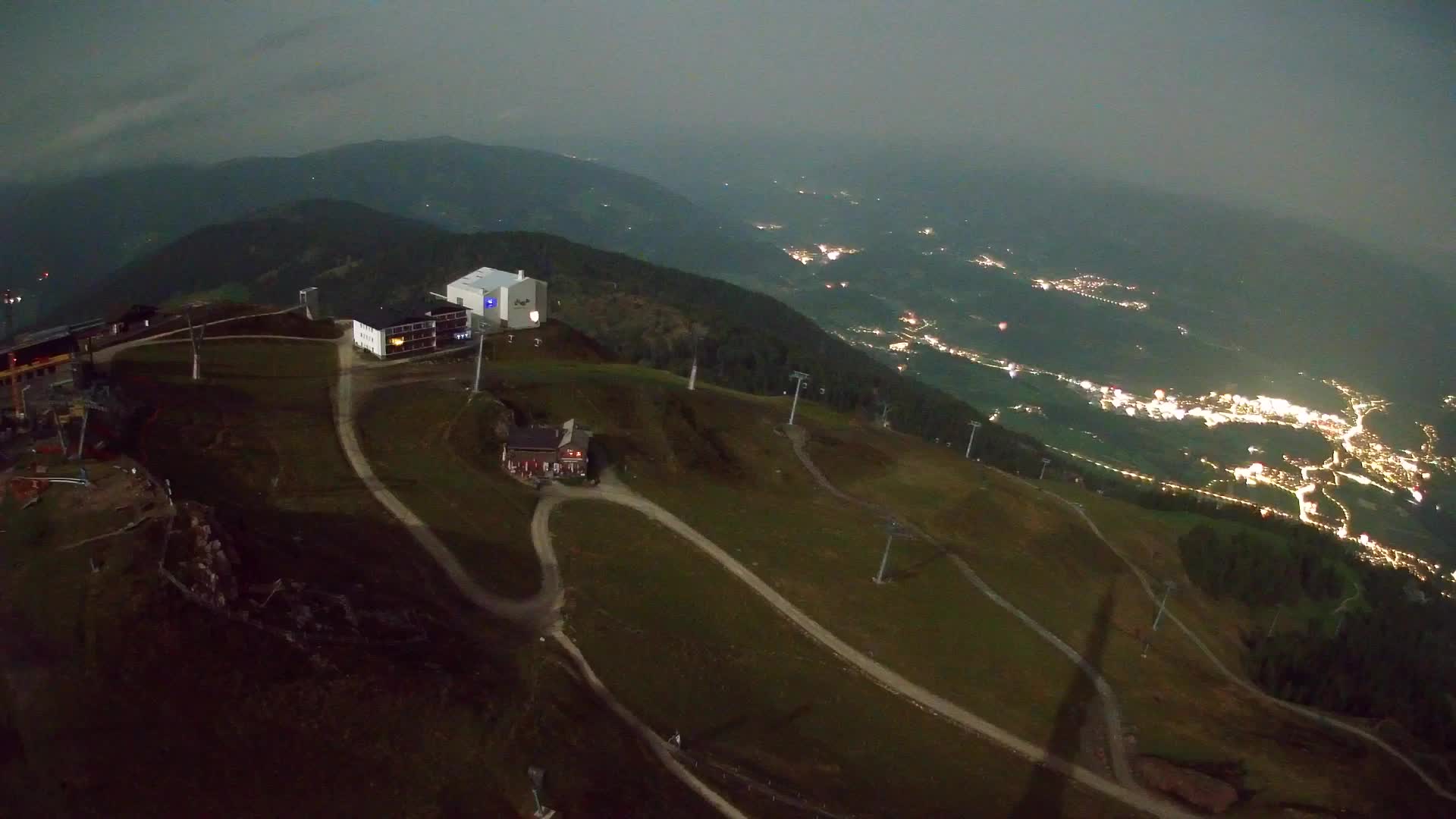 Station de ski Kronplatz sommet | vue sur Brunico