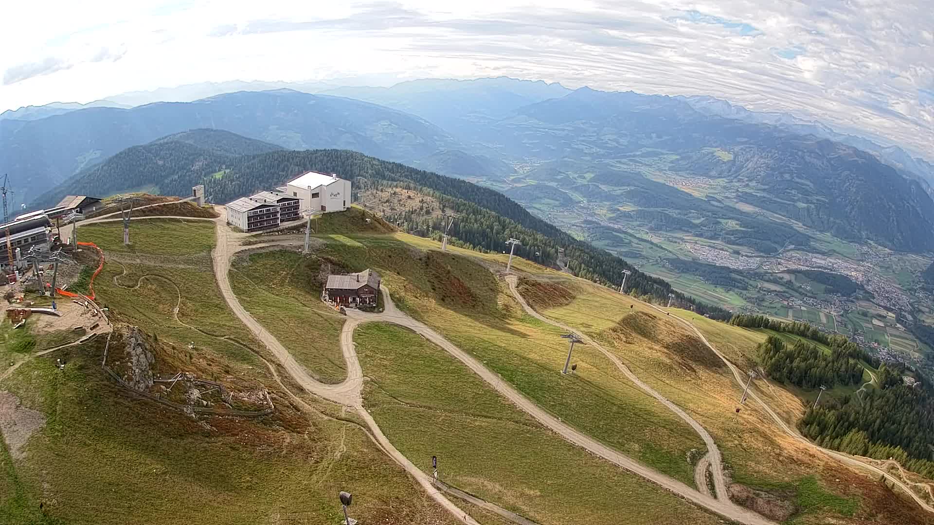 Stazione sciistica di Plan de Corones | vista su Brunico