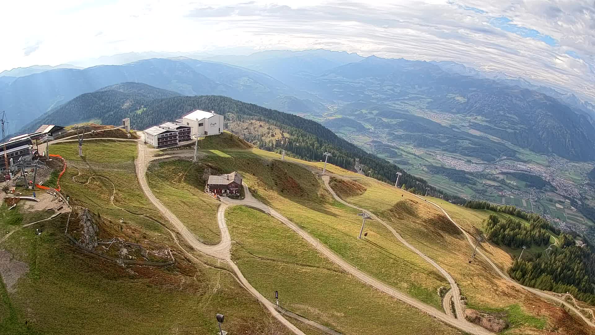 Stazione sciistica di Plan de Corones | vista su Brunico
