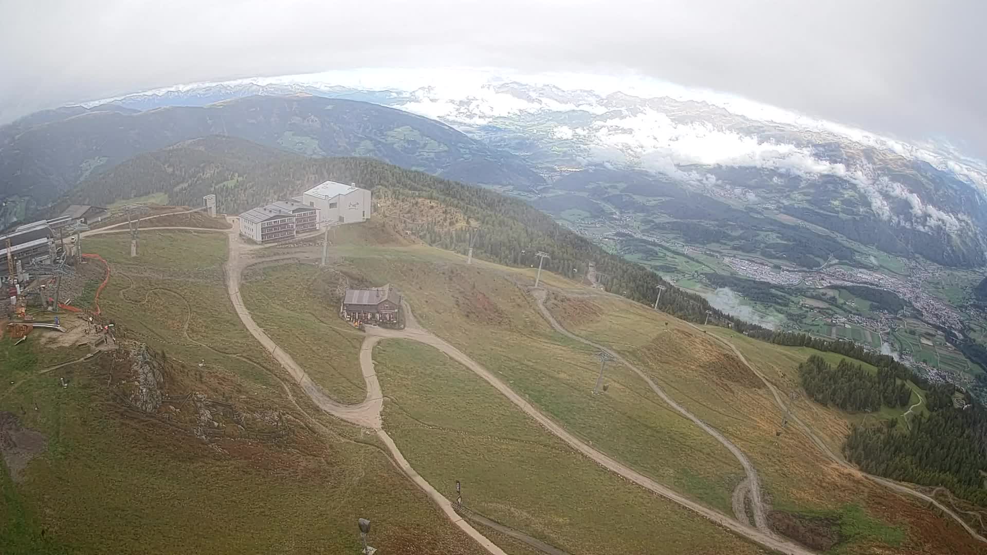 Skigebiet Kronplatz Gipfel | Blick auf Bruneck