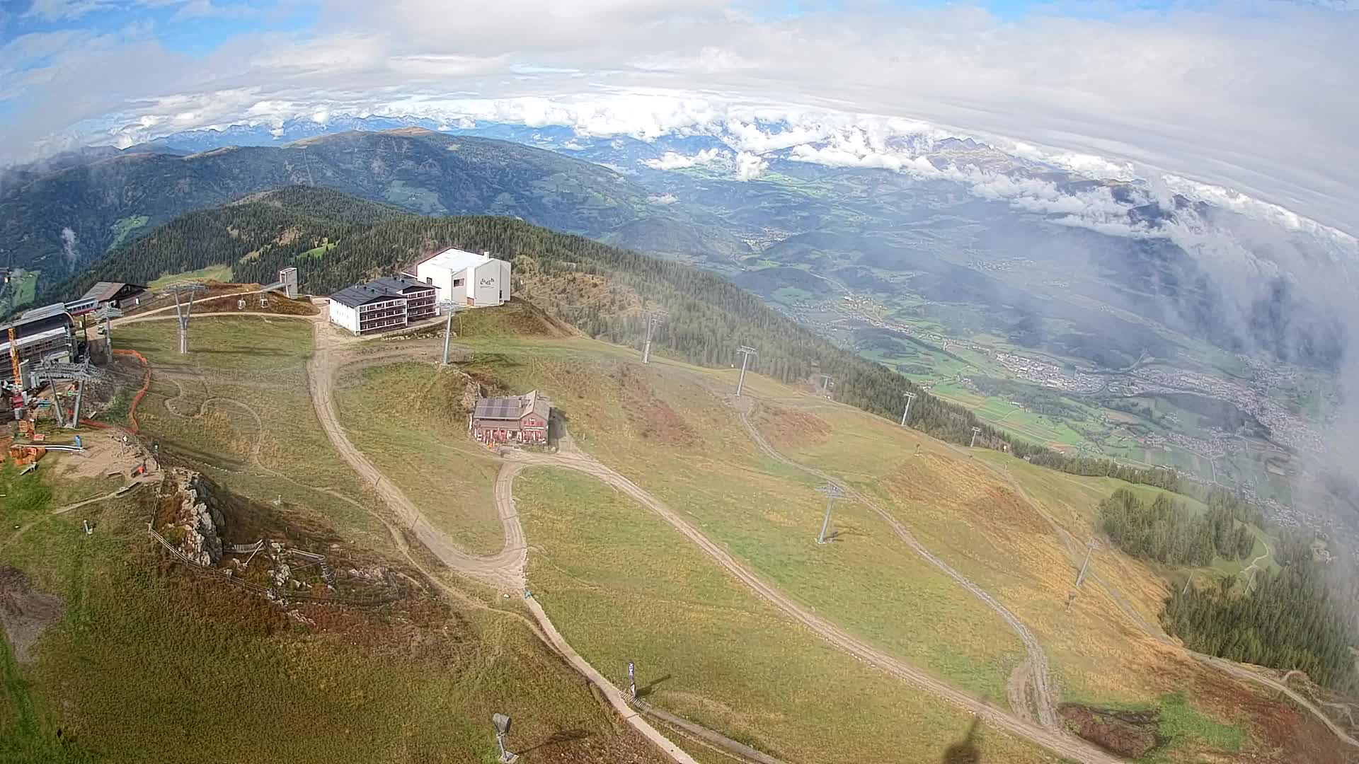 Stazione sciistica di Plan de Corones | vista su Brunico