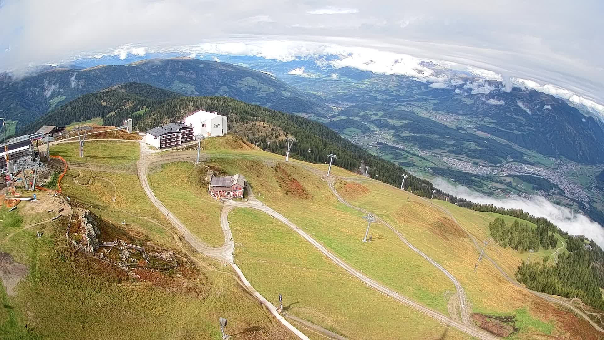 Station de ski Kronplatz sommet | vue sur Brunico