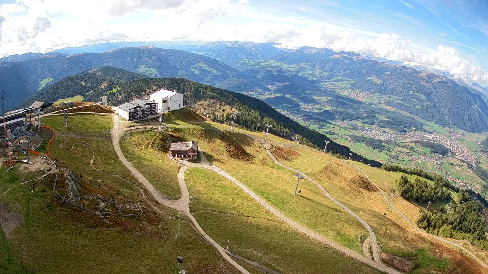 Skigebiet Kronplatz Gipfel | Blick auf Bruneck