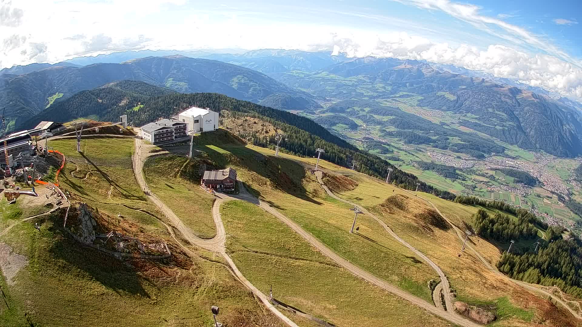 Stazione sciistica di Plan de Corones | vista su Brunico